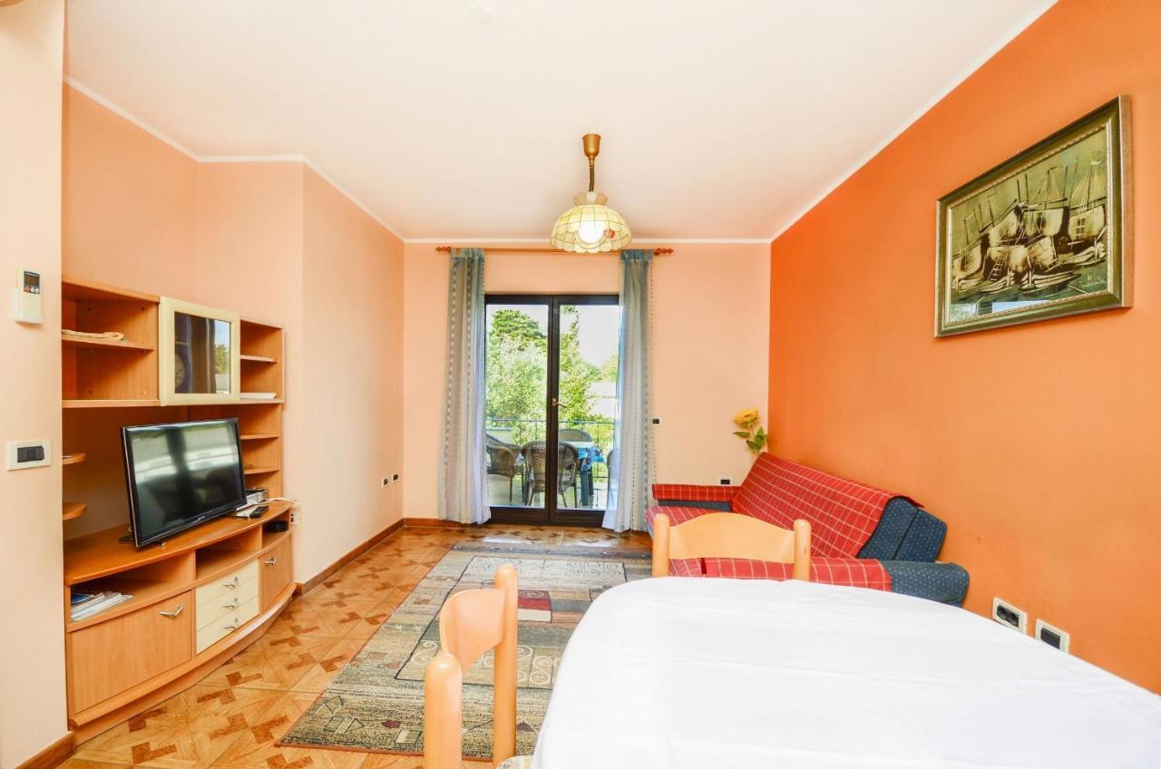Apartments Marija 乌马格 外观 照片